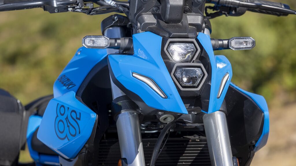 Prueba Suzuki GSX-8S 2023