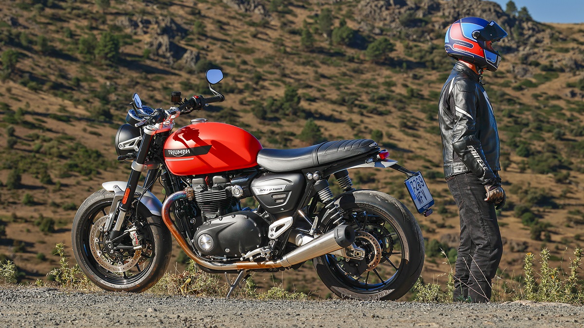 Fotos Triumph Speed Twin 1200: este es su precio y las naked retro rivales 1 Triumph Speed Twin 1200: este es su precio y las naked retro rivales