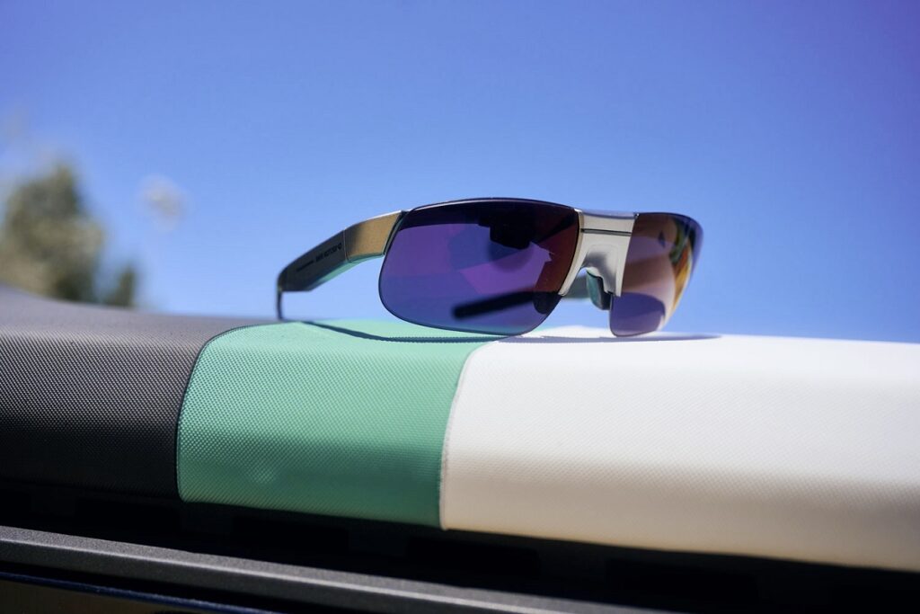 BMW Motorrad Connected Ride Smartglasses 2023: las gafas de sol que siempre has sonado para rodar en moto 3 Gafas de sol BMW Motorrad Connected Ride Smartglasses 2023