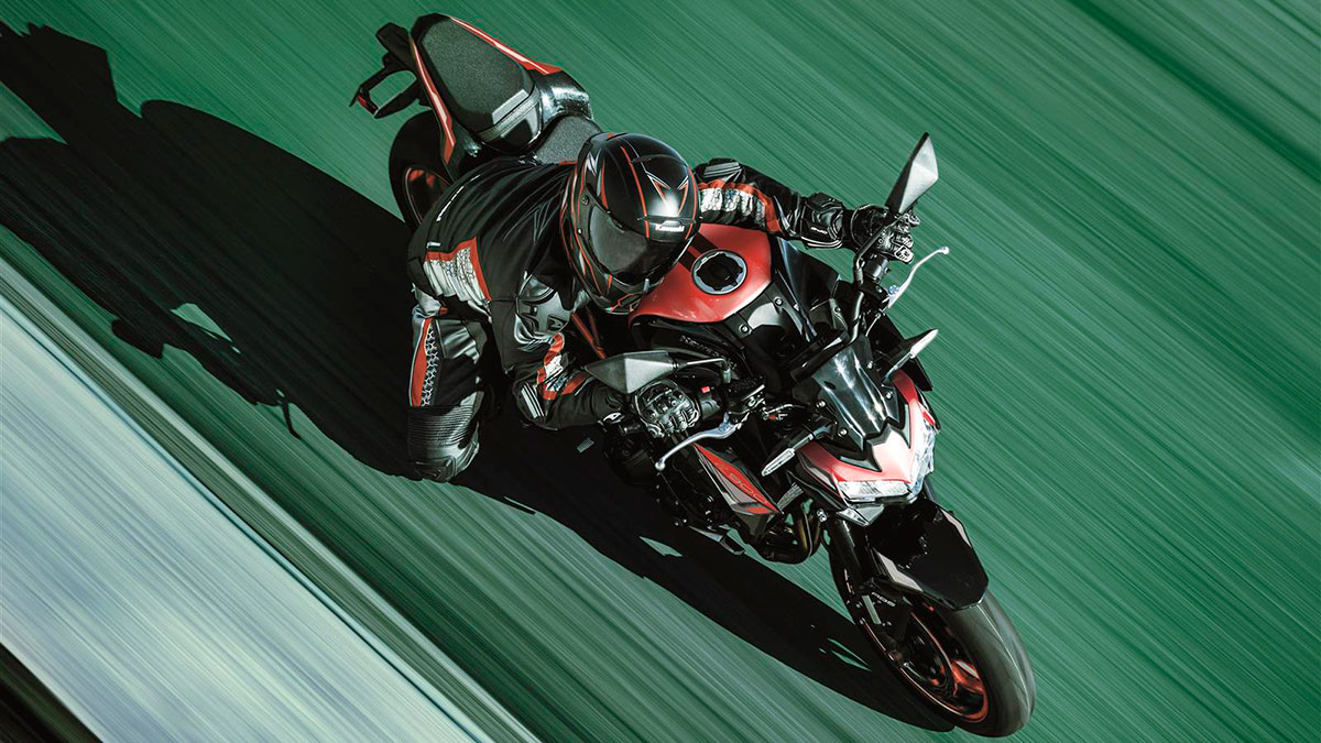 Motos más vendidas: ésta es la líder de ventas en agosto de 2023 5 kawasaki-z900-2024-6