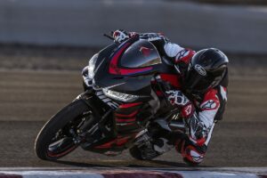 Fotos de la Aprilia RS 457: la nueva moto «mini supersport» media de la marca de Noale para el carnet A2