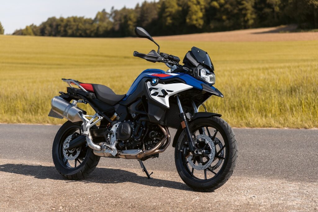 BMW F 800 GS 2024 estatica 1