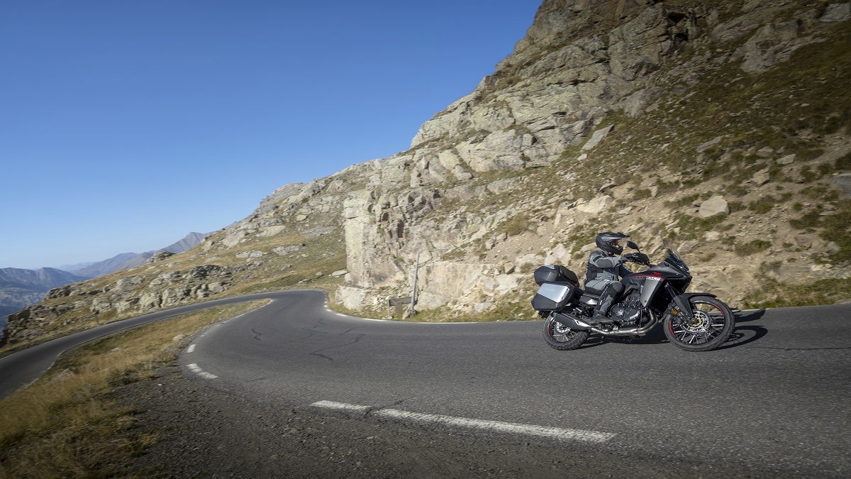 Cómo regresar a los orígenes y vivir aventuras en moto fuera de cobertura, con carnet A2 o A: Honda XL 750 Transalp