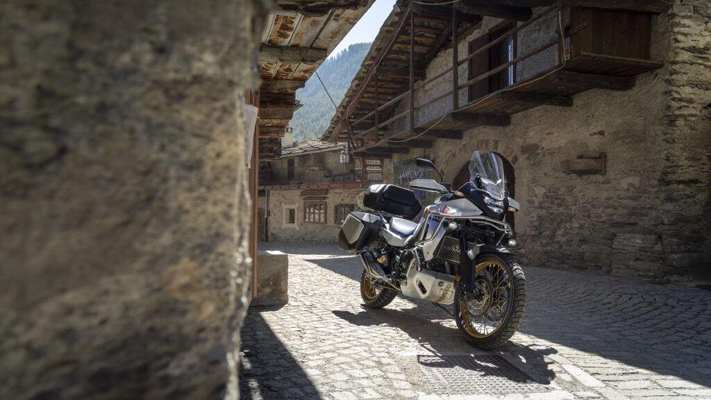 ¿Eres de moto trail? Compra ahora tu Honda XL750 Transalp y ahorra más de 1.000 euros 11 Honda XL750 Transalp