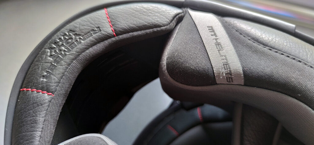 Producto probado, casco MT Jarama: un clásico entre los integrales de origen nacional que revive con la misma filosofía de siempre 19 Casco MT Jarama 2023