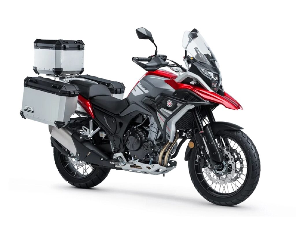 Macbor te ofrece su moto trail para el carnet A2 recortando el precio y las maletas al 50% 11 Macbor Montana XR5 2023