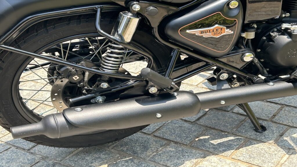 Royal Enfield relanza al mundo una de sus leyendas más icónicas con la moto retro Bullet 350 20 Royal Enfield Bullet 350 2023 10