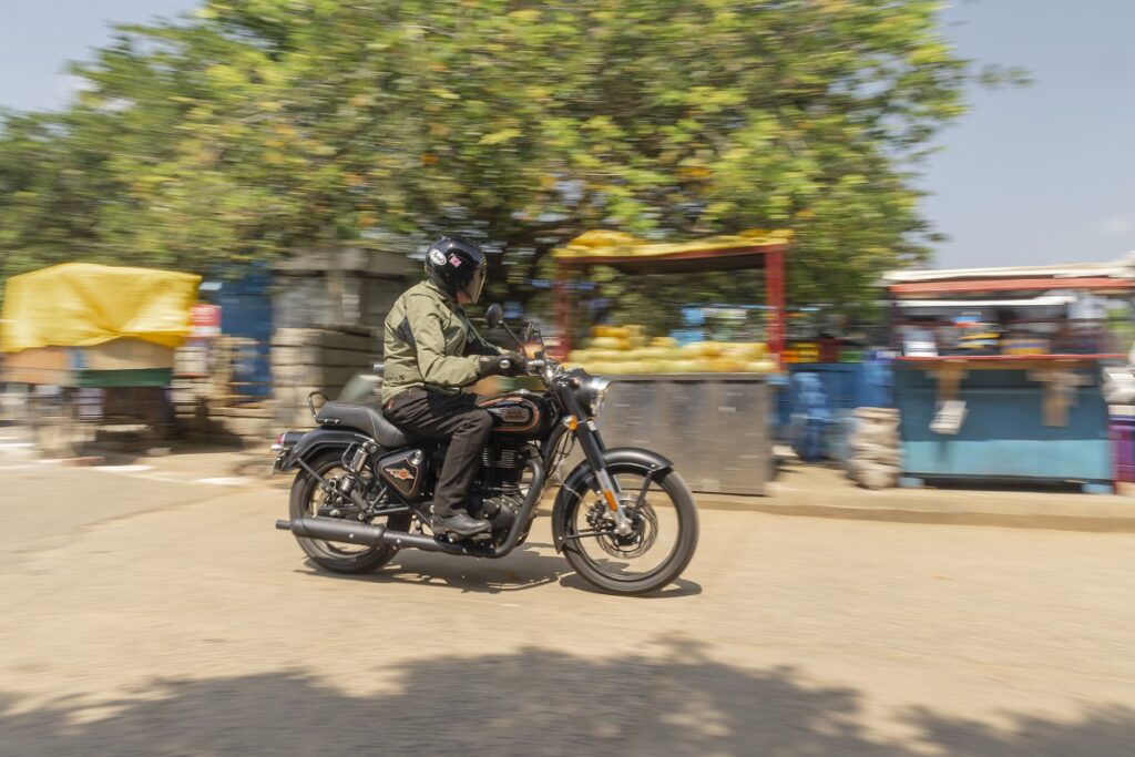 Royal Enfield relanza al mundo una de sus leyendas más icónicas con la moto retro Bullet 350 15 Royal Enfield Bullet 350 2023 13