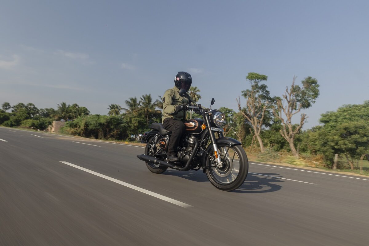 Fotos de la Royal Enfield Bullet 350 2023 1 Royal Enfield relanza al mundo una de sus leyendas más icónicas con la moto retro Bullet 350