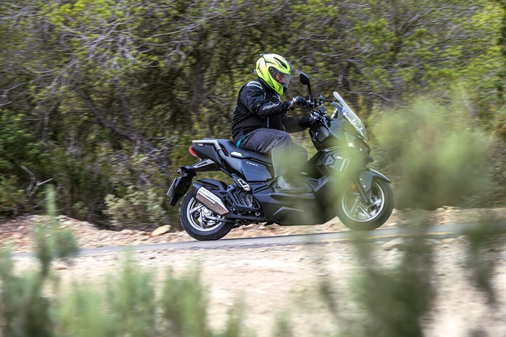 Ya es realidad el SYM ADX 125, scooter SUV para carnet de coche diseñado para aventuras en la ciudad 18 SYM ADX 125 2023