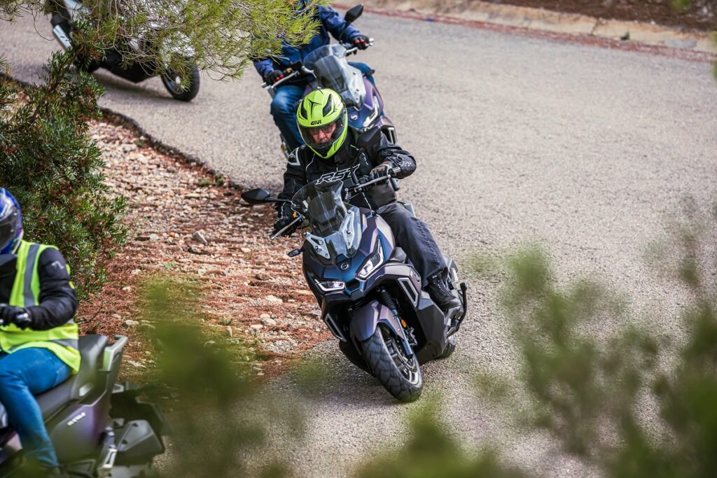 Ya es realidad el SYM ADX 125, scooter SUV para carnet de coche diseñado para aventuras en la ciudad 19 SYM ADX 125 2023