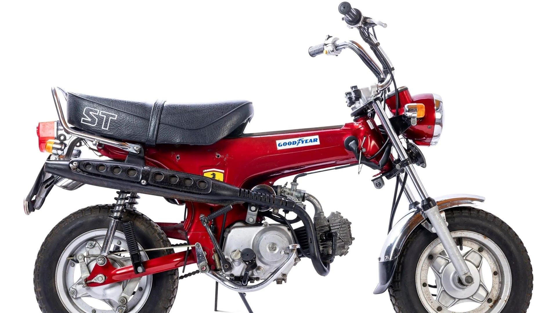 Se subasta una moto de Ferrari