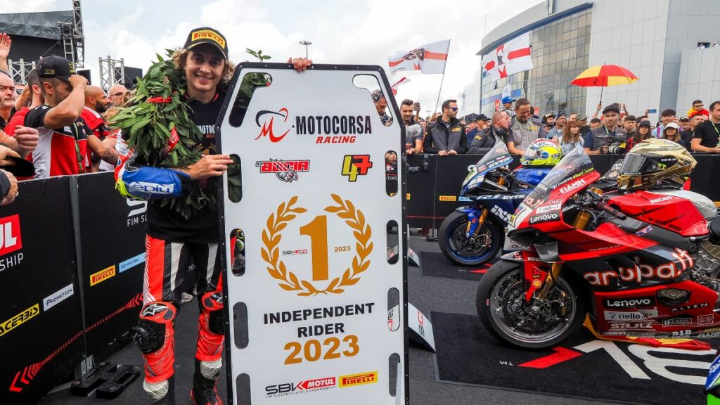 WSBK Jerez: Despedidas e ilusiones con Álvaro como ganador 12 Axel-Campeon-independiente