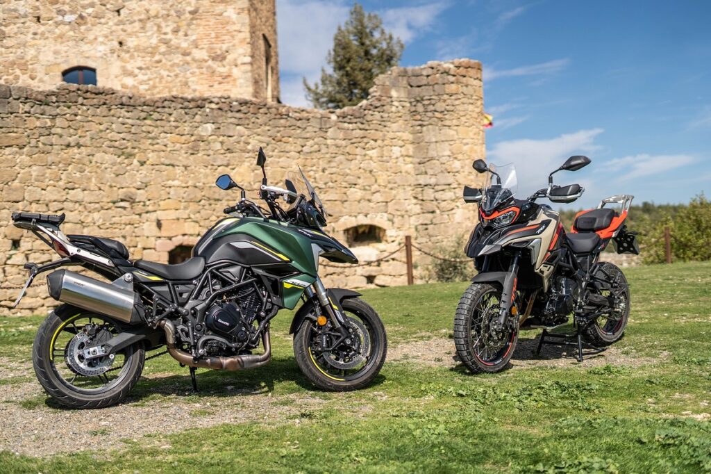 La Benelli TRK 702 trae las maletas incluidas hasta el 31 de diciembre para los primeros 200 pedidos 12 Benelli TRK 702