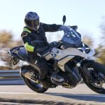 BMW R 1300 GS 2024 accion 12