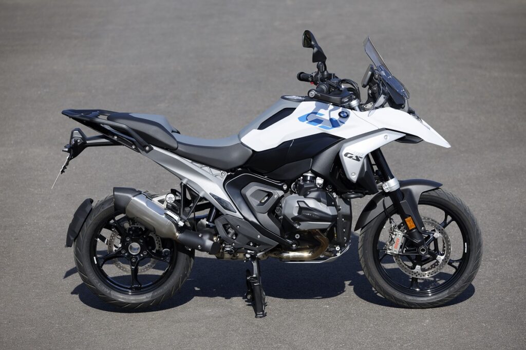 Este es el precio de la BMW R 1300 GS y todas las trail rivales 11 BMW R 1300 GS 2024 estatica