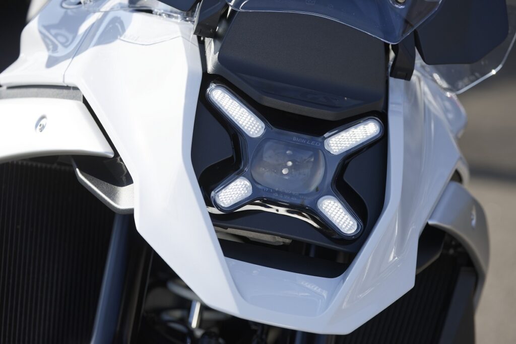 Así es y así va la mejor BMW R-GS jamás construida 21 BMW R 1300 GS 2024 estaticas detalles 23 1
