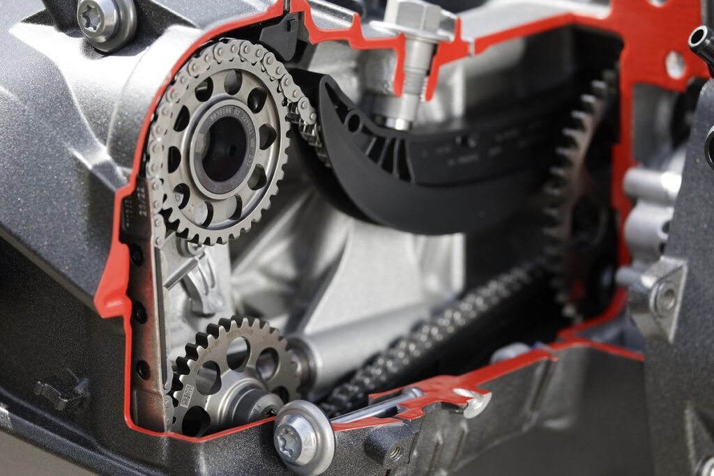 Así es y así va la mejor BMW R-GS jamás construida 13 BMW R 1300 GS 2024 motor suspension 13 1