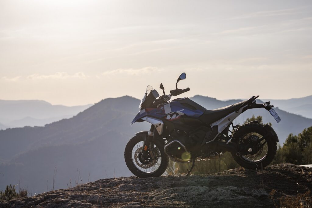 Así es y así va la mejor BMW R-GS jamás construida 10 BMW R 1300 GS Trophy 2024 exterior 17 1