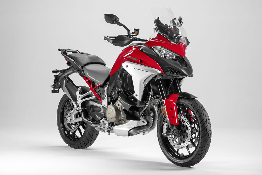 Este es el precio de la BMW R 1300 GS y todas las trail rivales 12 Ducati Multistrada V4