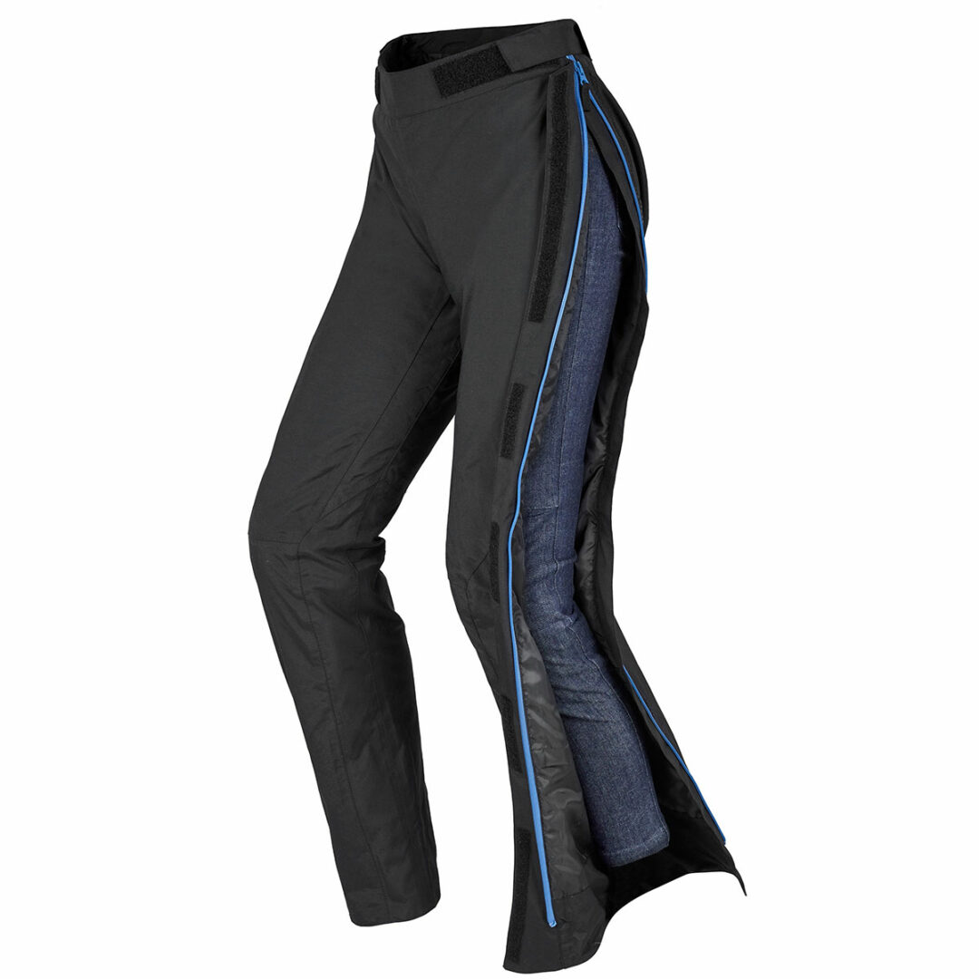 Los cubre pantalones SPIDI específicos para lluvia su actualizan y mejoran su protección 7 NDP_SPIDI_SUPERSTORMCELADY_(1)