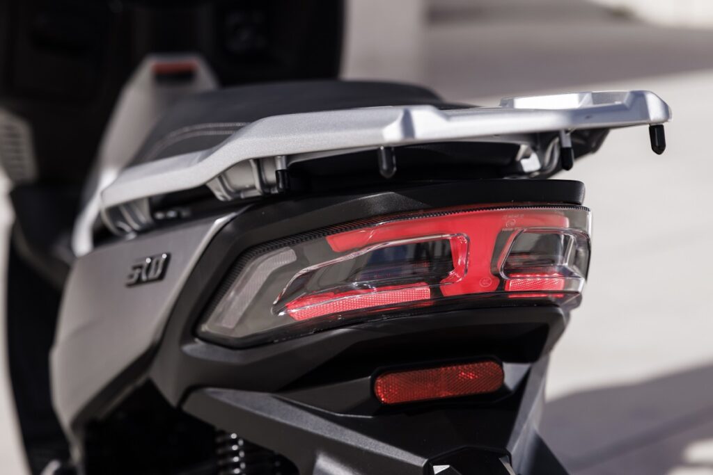 Voge SR1 125