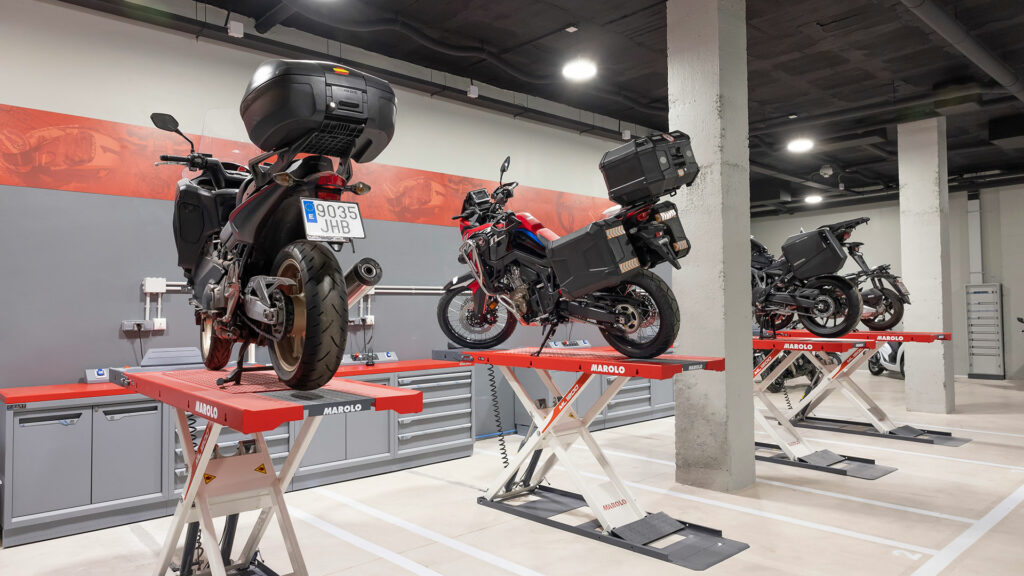 El concesionario Esteban Parres inaugura nuevas instalaciones Honda en Torrevieja 13 conesionario honda esteban parres 2