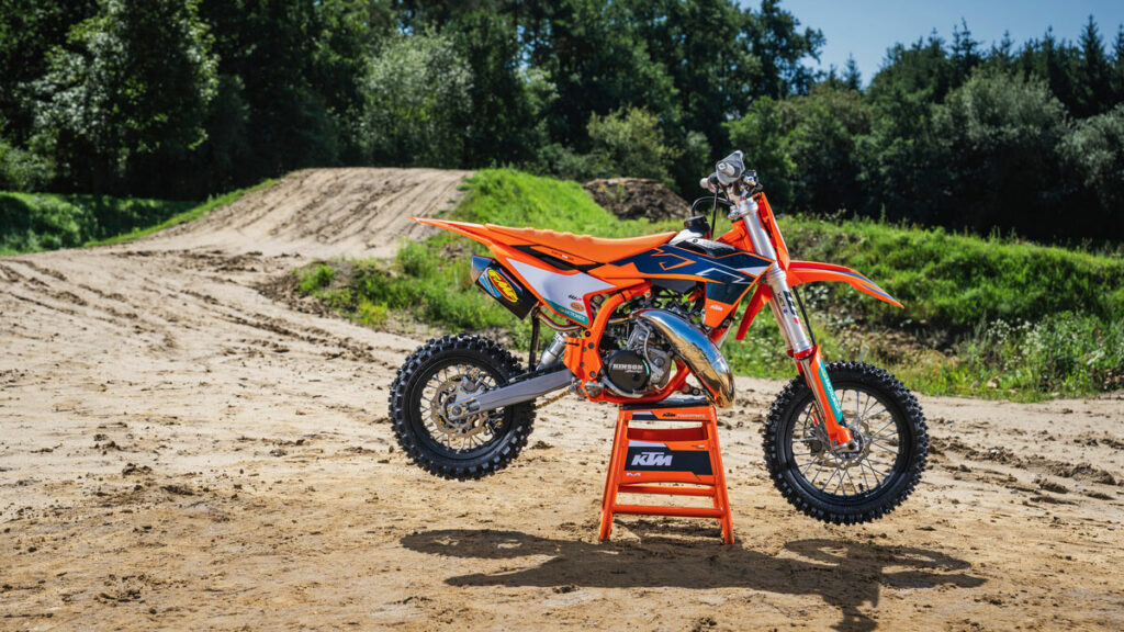 Gama KTM SX Mini 2024: prestaciones mejoradas para el motocross base 12 gama ktm sx mini 2024 2