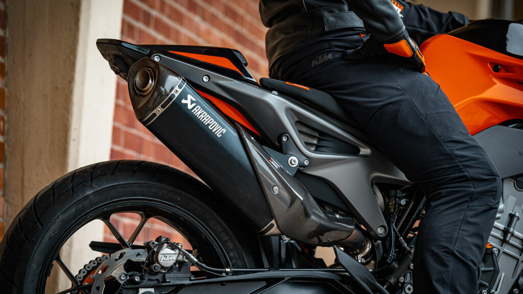 ktm 790 duke 2024 13