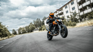 Fotos de la KTM 790 Duke 2024