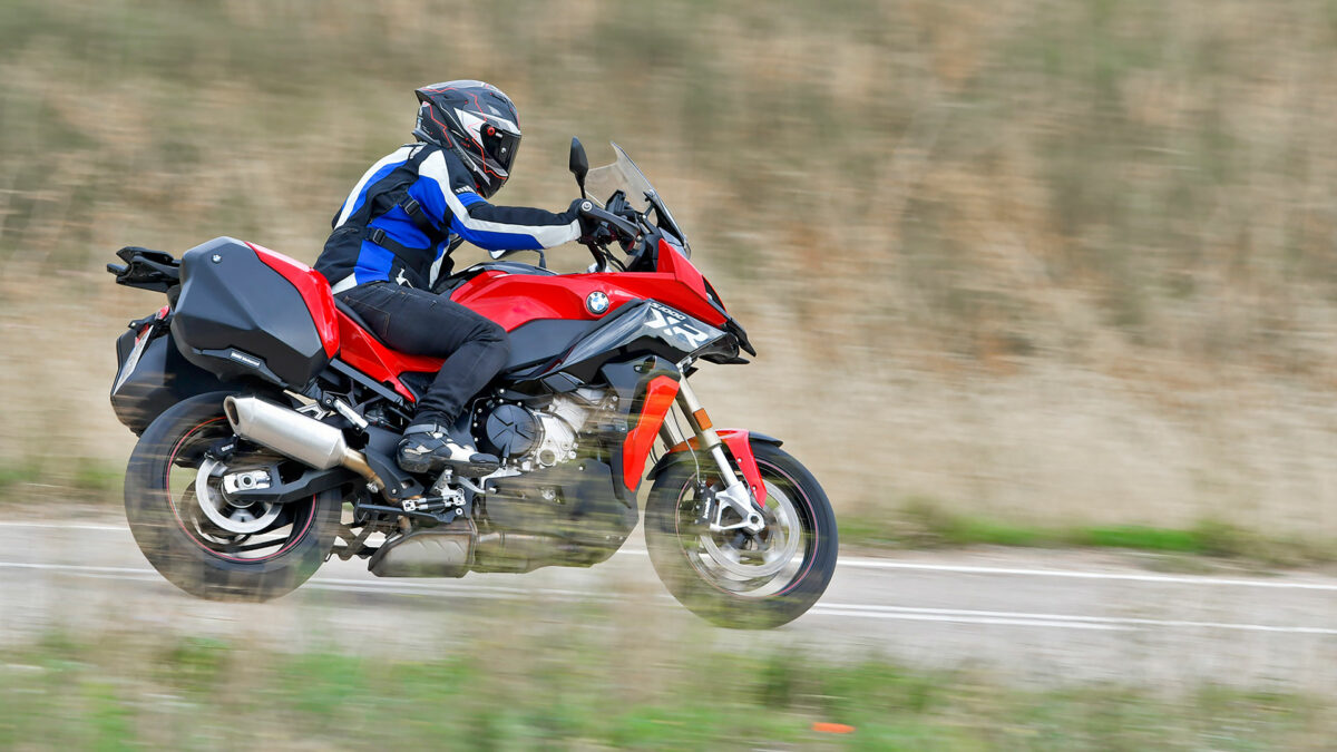 Prueba BMW S 1000 XR 2023: tourer con mayúsculas