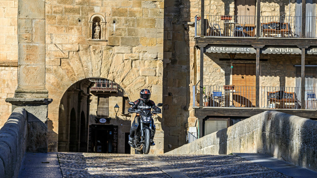 viaje honda cb750 hornet wsbk aragon 6