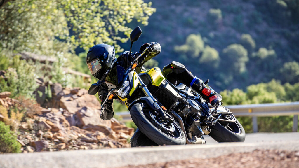 De viaje con la Honda CB750 Hornet: diversión polifacética 12 viaje honda cb750 hornet wsbk aragon 8