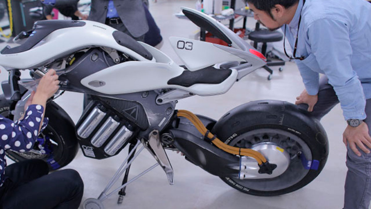 Yamaha muestra al mundo un concepto de moto eléctrica capaz de
