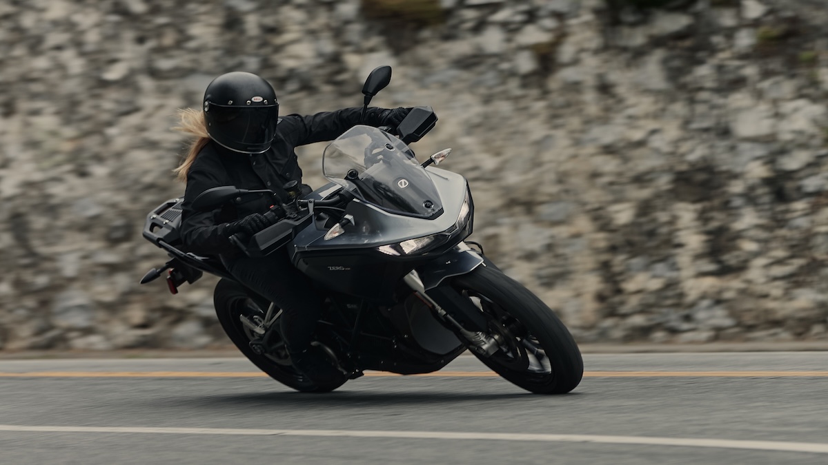 La electromovilidad cobra importancia en España, segundo país europeo con más motos eléctricas 6 2024 Zero DSR 3