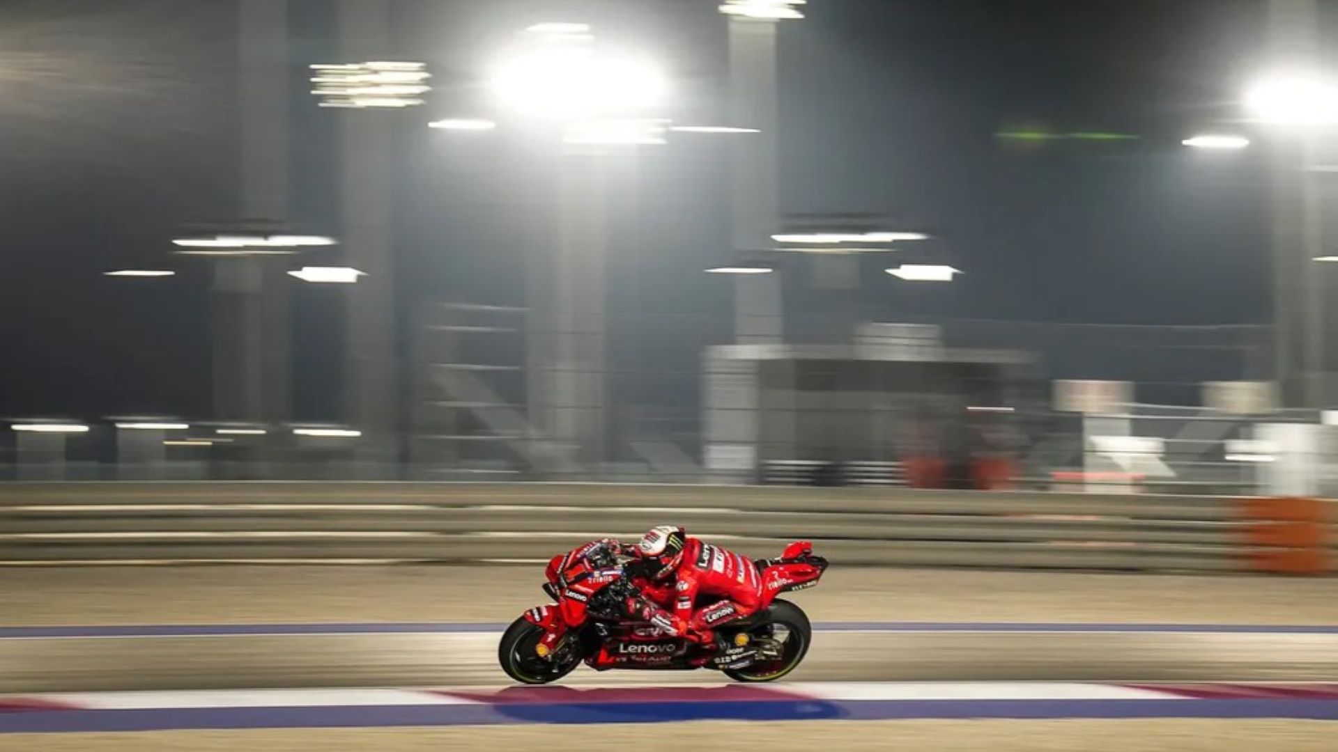 MotoGP Qatar 2023: Bagnaia sale reforzado de Qatar