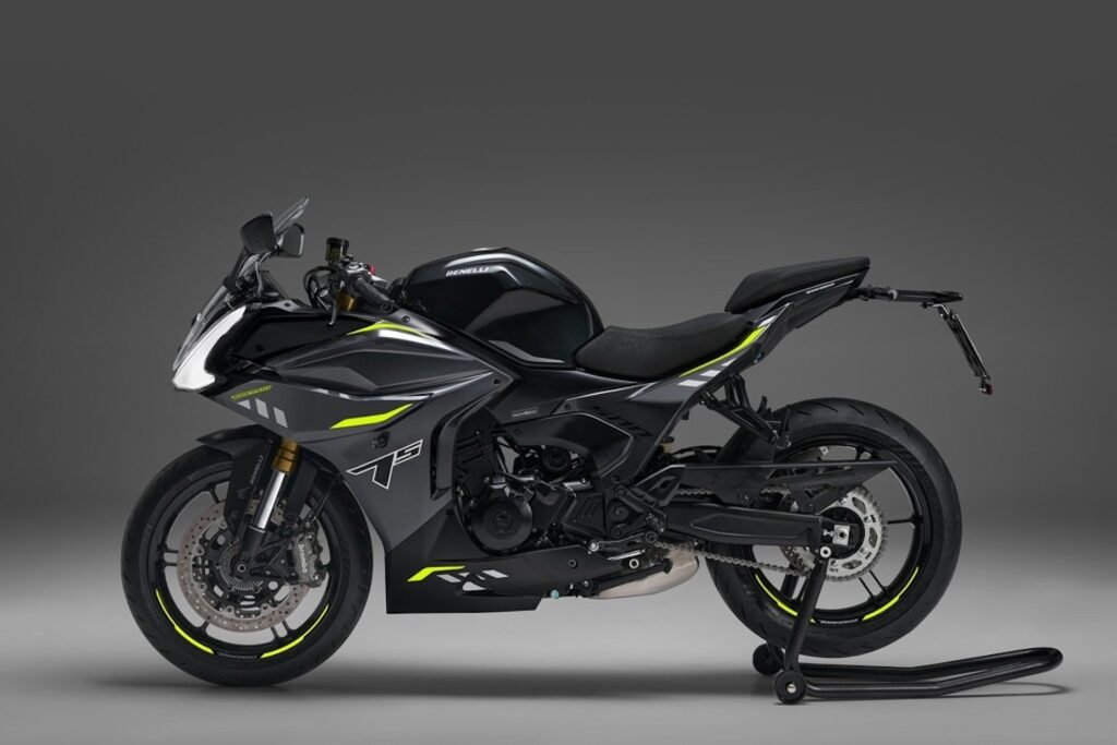La Benelli Tornado 500 ataca directamente al segmento de las motos deportivas medias para el carnet A2 10 Benelli Tornado 500 2024
