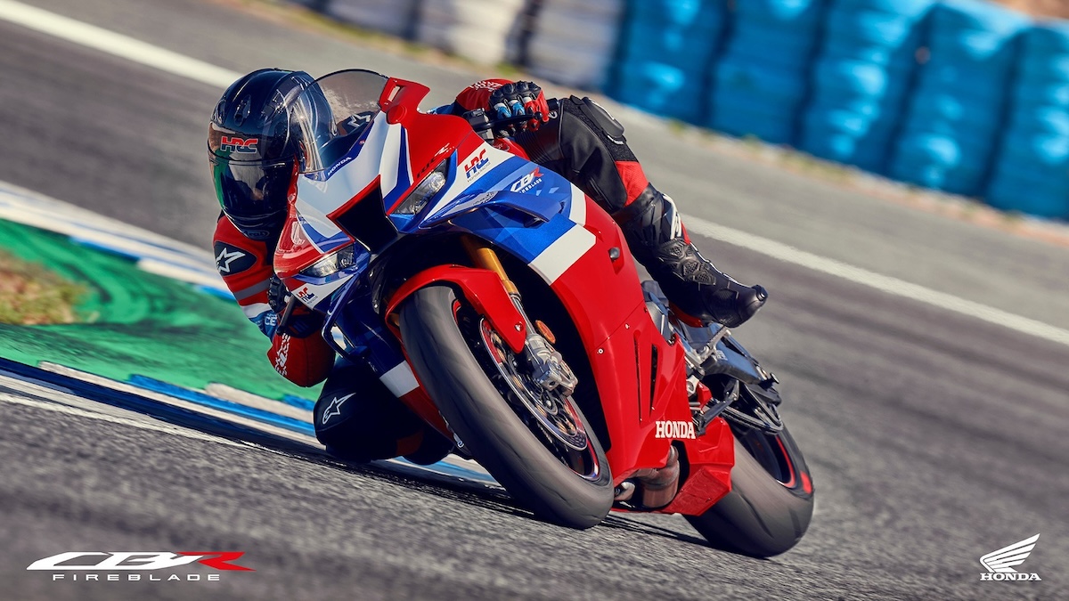 Las Honda CBR1000RR-R Fireblade y Honda CBR1000RR-R Fireblade SP 2024 pulen su rendimiento con modificaciones en motor, electrónica y ergonomía entre otras