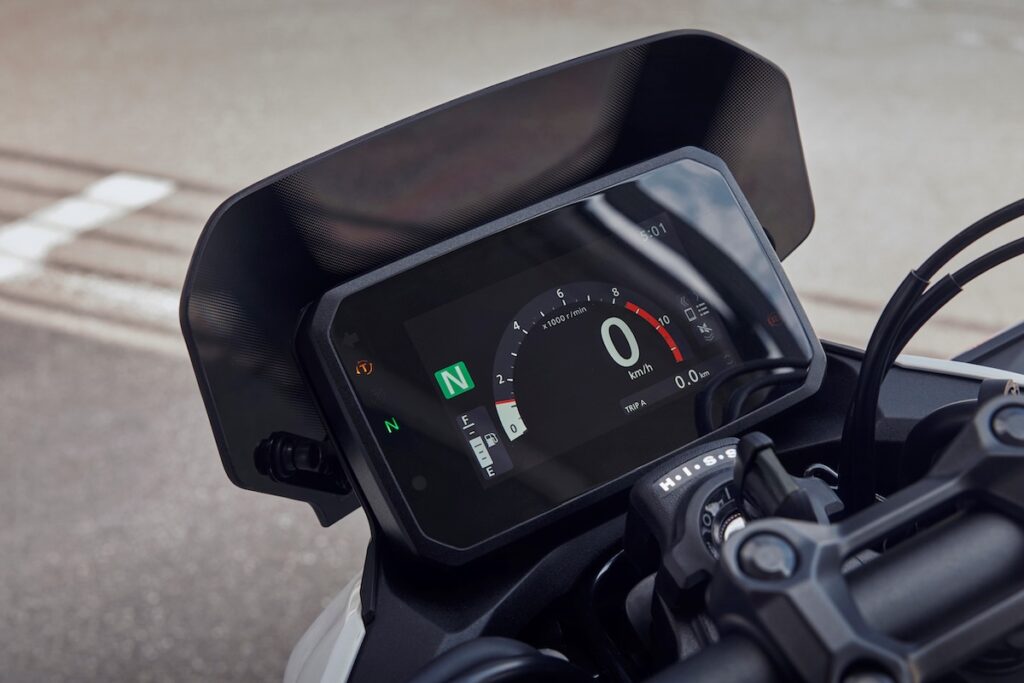Ya tenemos precio para la hermana pequeña de la Honda Hornet 12 Honda CB500 Hornet 2024