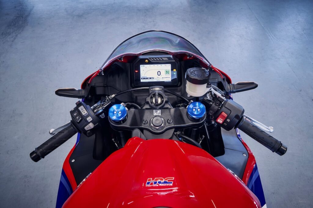 La Honda CBR600RR 2024 confirma su precio y es más bajo de lo que esperábamos 12 Honda CBR600RR 2024