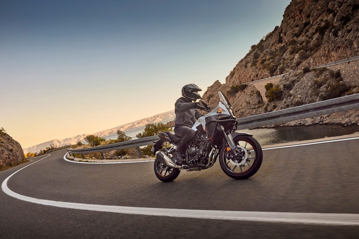 No tendrás que esperar nada... ¡disponibilidad inmediata para las novedades más esperadas de Honda! 1 HONDA NX500 2024 2