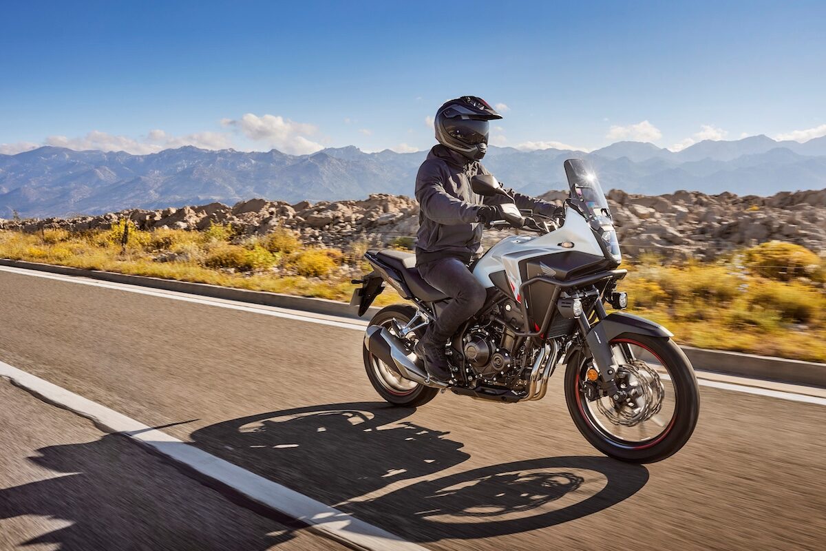 La NX500 es la nueva moto trail de Honda pero ¿en qué lugar deja a la CB500X?
