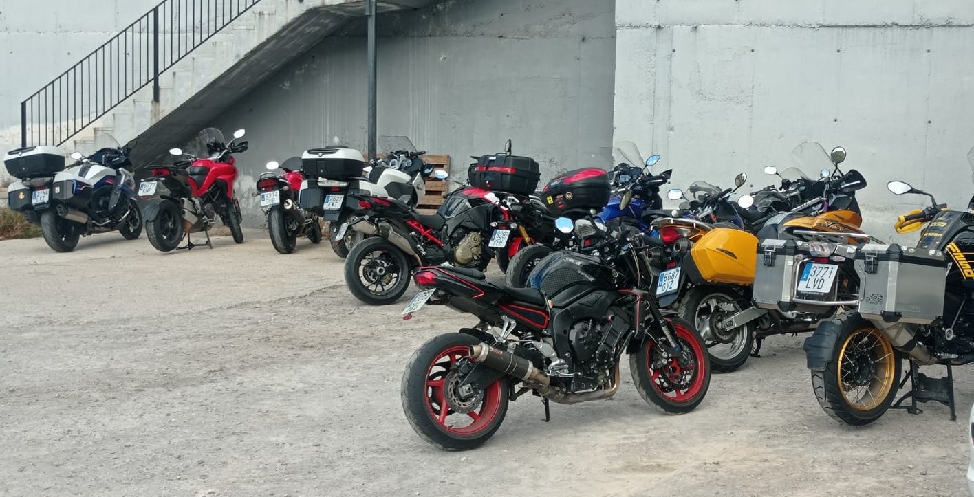 Concurso Bajocero Rider: salir en moto con buena compañía cualquier día del año en 2024