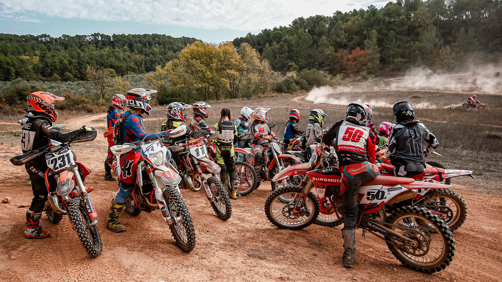 El Campus de la Comisión Femenina de Motociclismo se prepara para otro fin de semana de acción en pista 8 PrevioCampusOffRoad2023-3