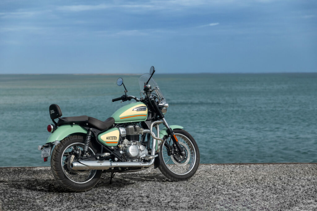 Royal Enfield Meteor Aurora 2024