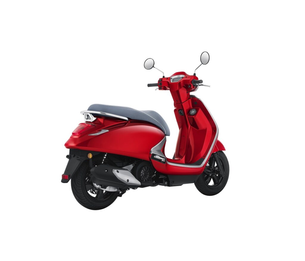 Con el SYM Fugue 125, la marca taiwanesa refuerza su presencia en el sector del scooter de estilo clásico 13 SYM Fugue 125 2024