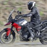 Triumph Tiger 850 Sport 2023 accion 11