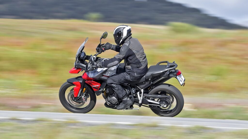La Triumph Tiger 850 Sport te demuestra cómo poner el mundo patas arriba para conseguir una trail a tu medida 8 Triumph Tiger 850 Sport 2023