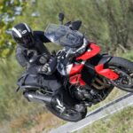 Triumph Tiger 850 Sport 2023 accion 2