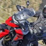 Triumph Tiger 850 Sport 2023 accion 9